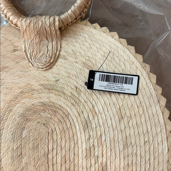 NWT Lulu Woven Half Moon Tote Straw Handbag with Round Handles - Picture 5 of 5